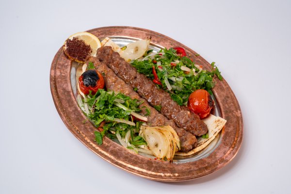 وجبة كباب أضنة (حار)